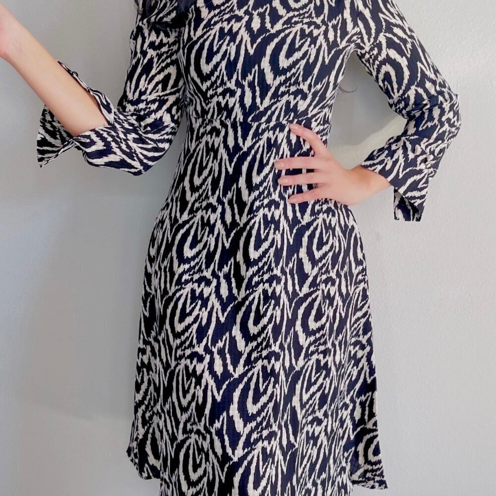 Attlas Midi Long Sleeve Dress in Black